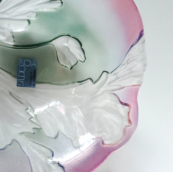 Vintage Crystal Bowl, Vtg Studio Nova, Tulip Floral Motif, Molded Matte Frosted - Picture 7 of 10